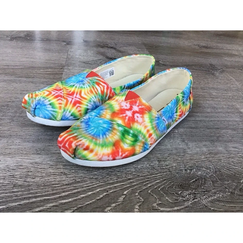 Toms Classic Alpargatas Womens Size 8.5 Slip on CANVAS Shoes Flats Tie Dye